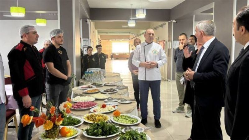 Pansiyonlu Okulların Aşçılarına Eğitim Verildi