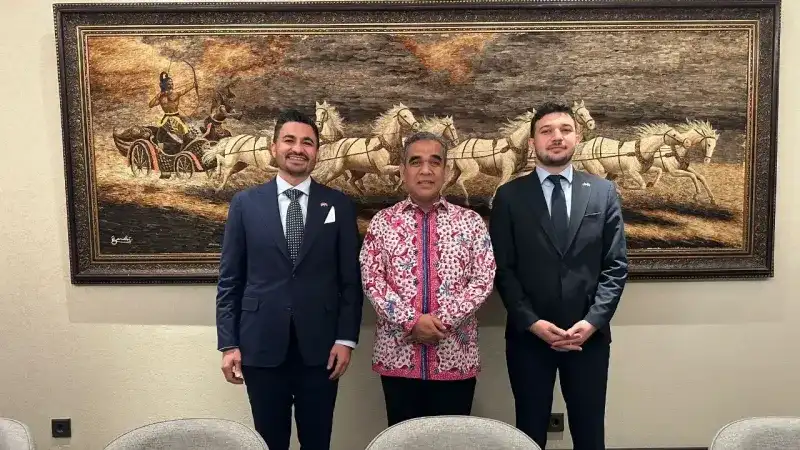 ÇAVGA KARDEŞLER, ENDONEZYA'DA ÖNEMLİ TEMASLARDA BULUNDU