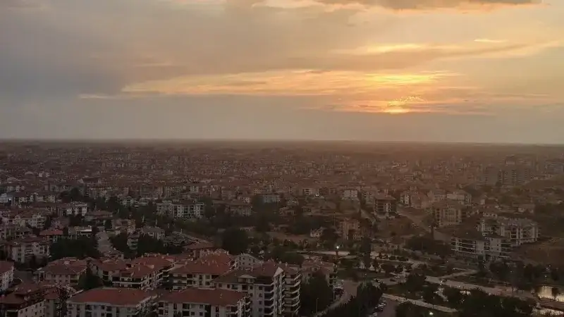 Aksaray’ın Üstüne Toz ve Kara Bulut Çöktü!