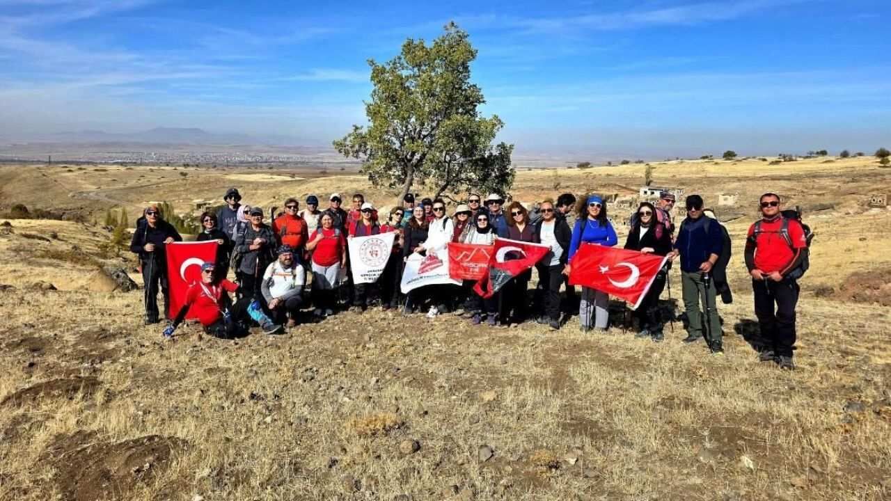 Aksaray'ın Huzur Dolu Doğasında Unutulmaz Bir Gün: Hasdak Ailesiyle Dostluk ve Huzur Ziyafeti