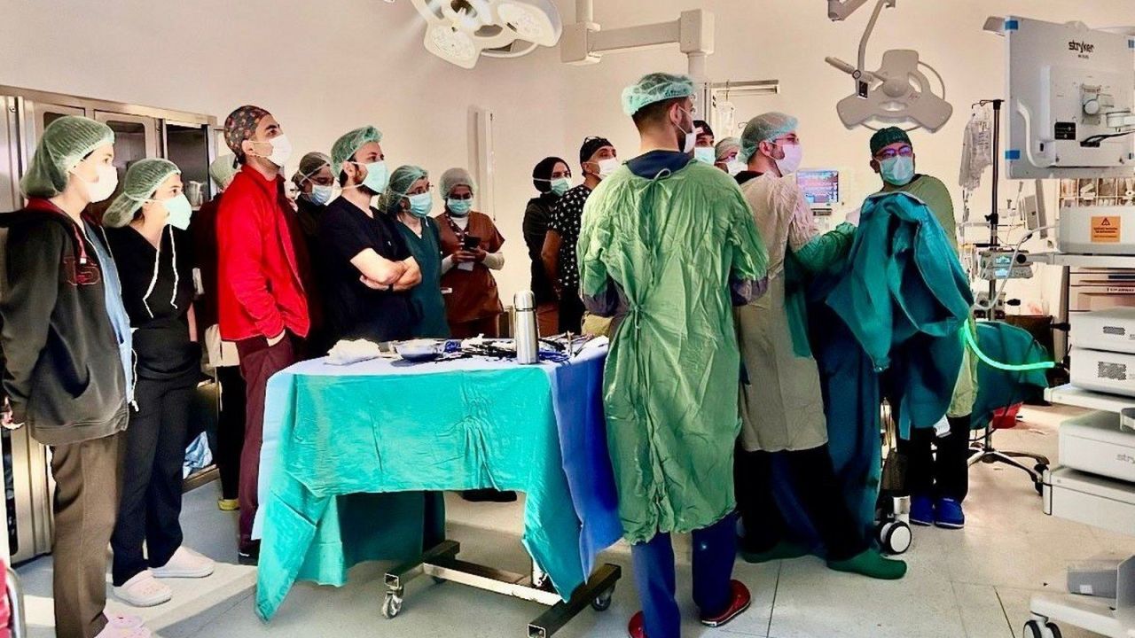 Aksaray’da ileri düzey kanser ameliyatı yapıldı