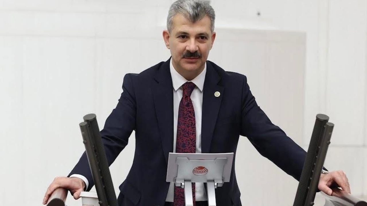 Milletvekili Altınsoy’dan CHP’li belediyelere deprem yardımı göndermesi  