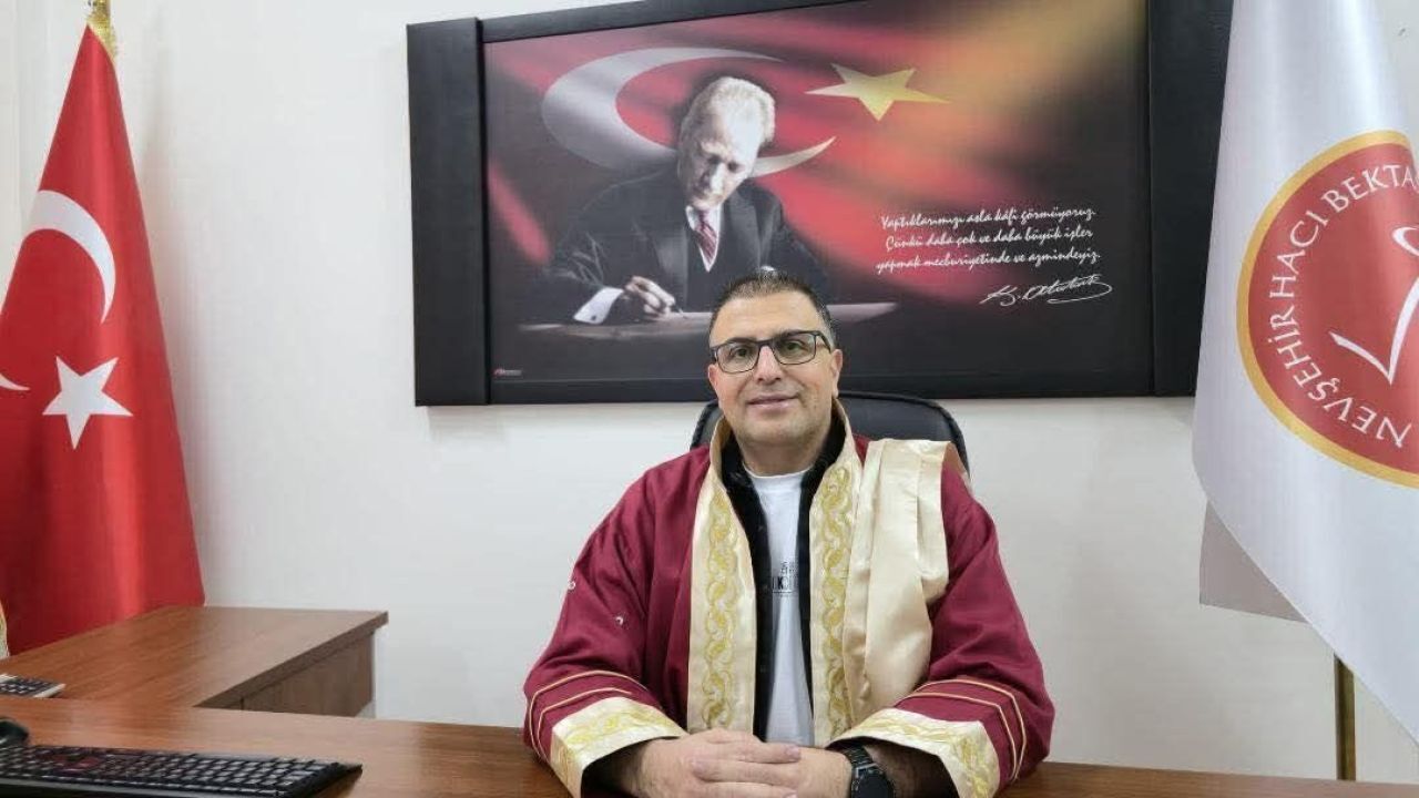 Ortaköylü doçent, Nevşehir Üniversitesi’ne atandı