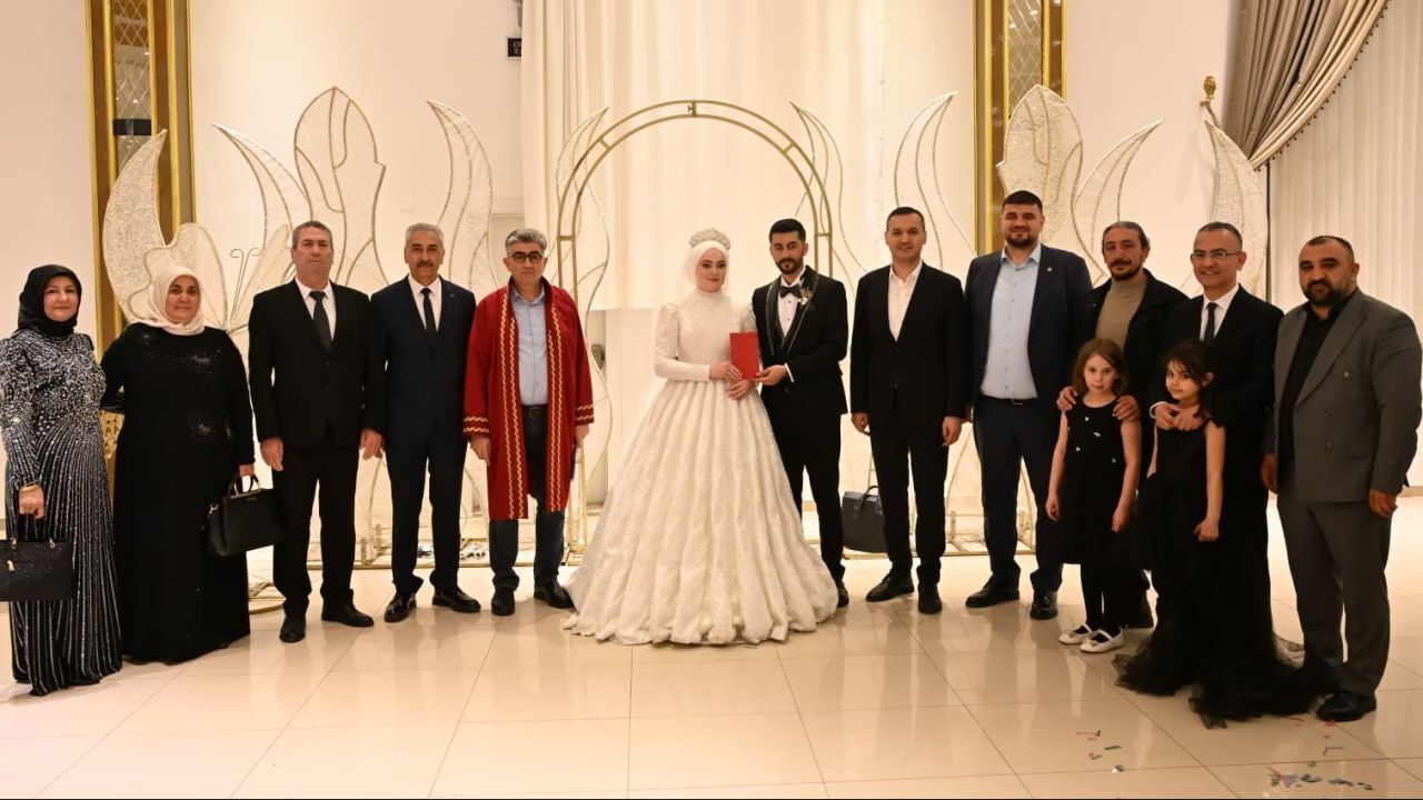 Aksaray siyaseti bu düğünde bir araya geldi