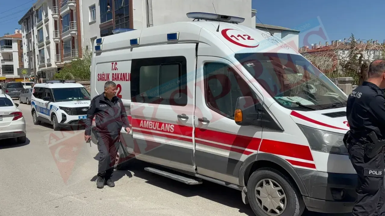 Tartışma bıçaklı kavgaya döndü: 1 yaralı!
