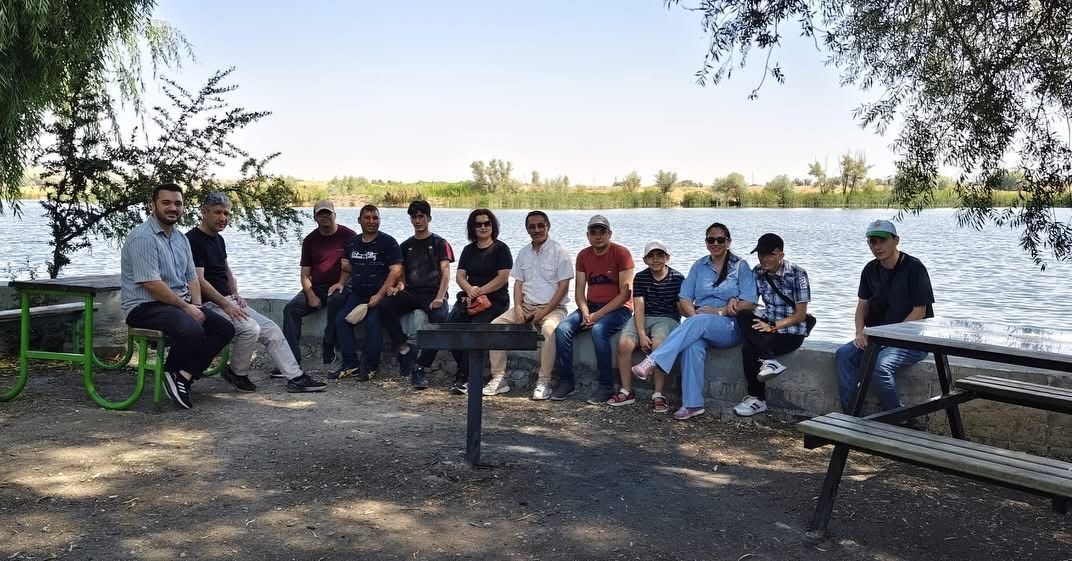 Özel çocuklar Bakı Gölü’nde doyasıya eğlendi