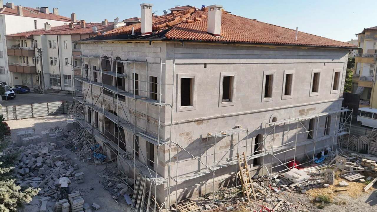 Yıkılmanın eşiğindeydi! Tarihi konak yeniden hayat buldu