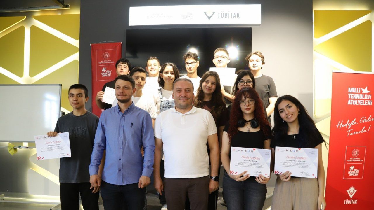 ASÜ’de teknoloji maratonu sona erdi