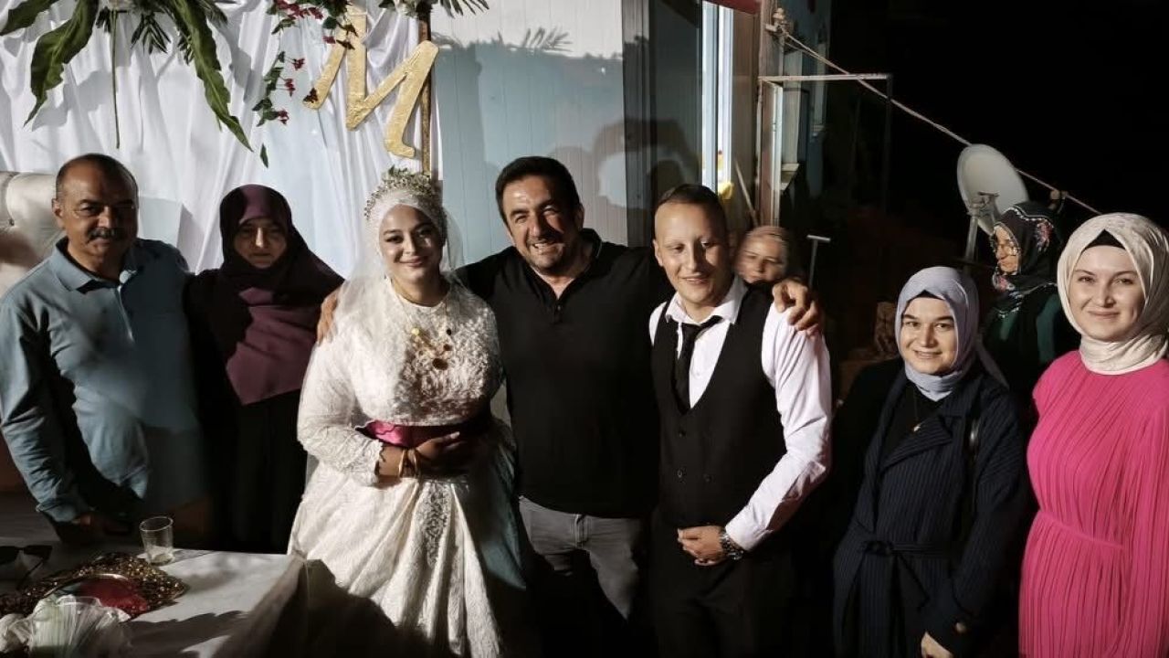 Devletin şefkati düğün gününde de yanında oldu