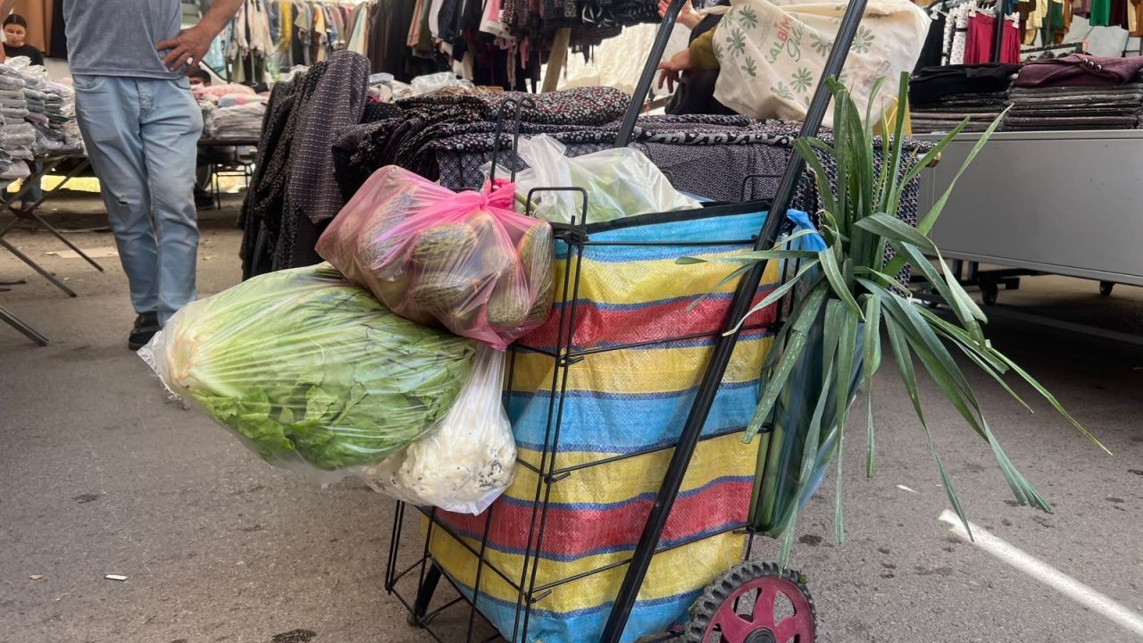 Pazarda Fiyatlar İndi, Masraflar Arttı