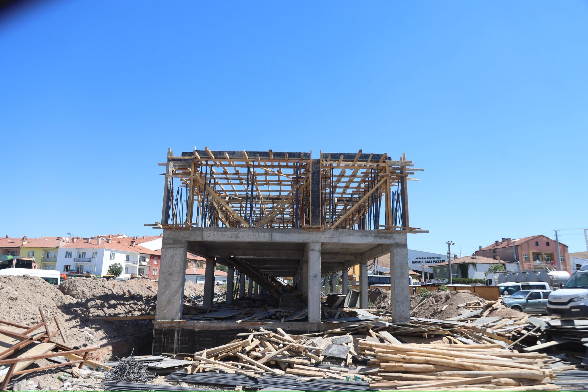 Aksaray’in Yeni̇ Balikçilar Hali̇ Yükseli̇yor (8)