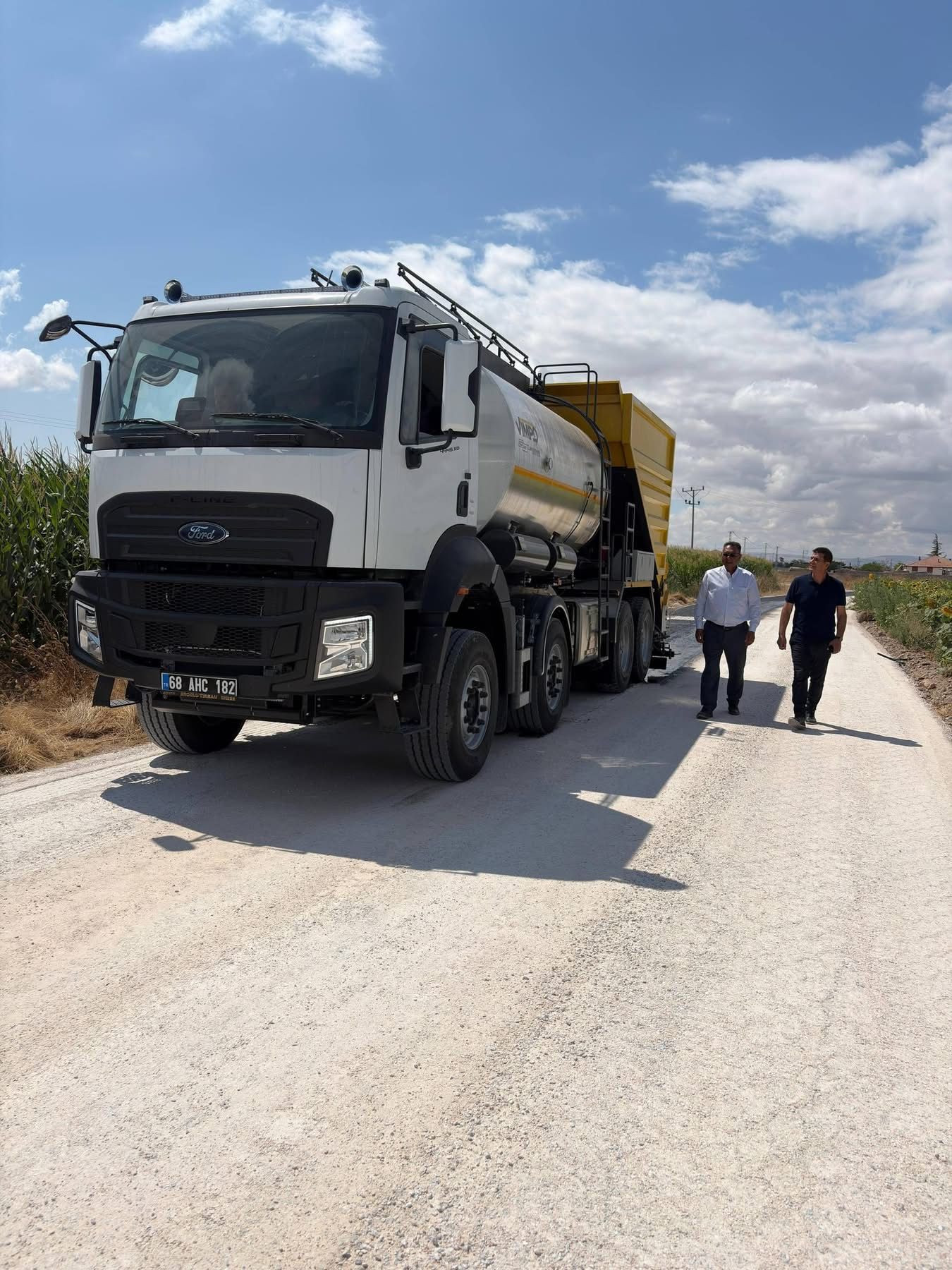 Eskil’de Yayla Yolları Yeni Araçla Yenileniyor (4)