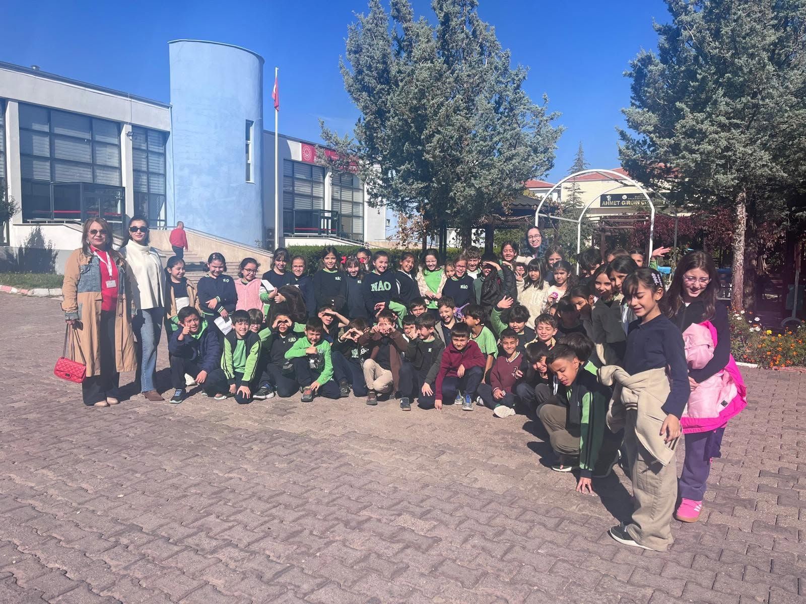 Aksaray’da Kuşaklar Bul,