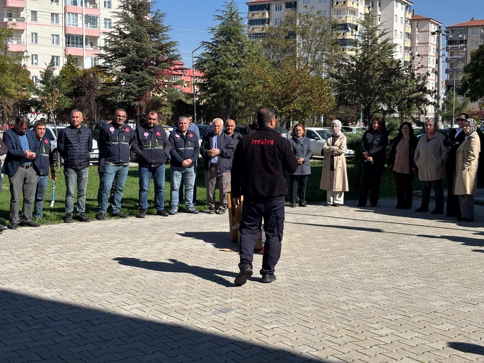 Alevlere Karşı Hazırlık Personel Yangın Tatbikatında-1