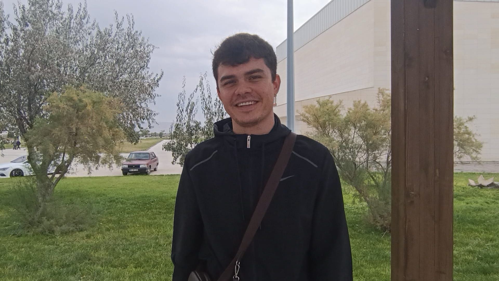 Asü’lü Yabancı Öğrenciler Sitem Etti “Vize Vermeyin O Zaman!”