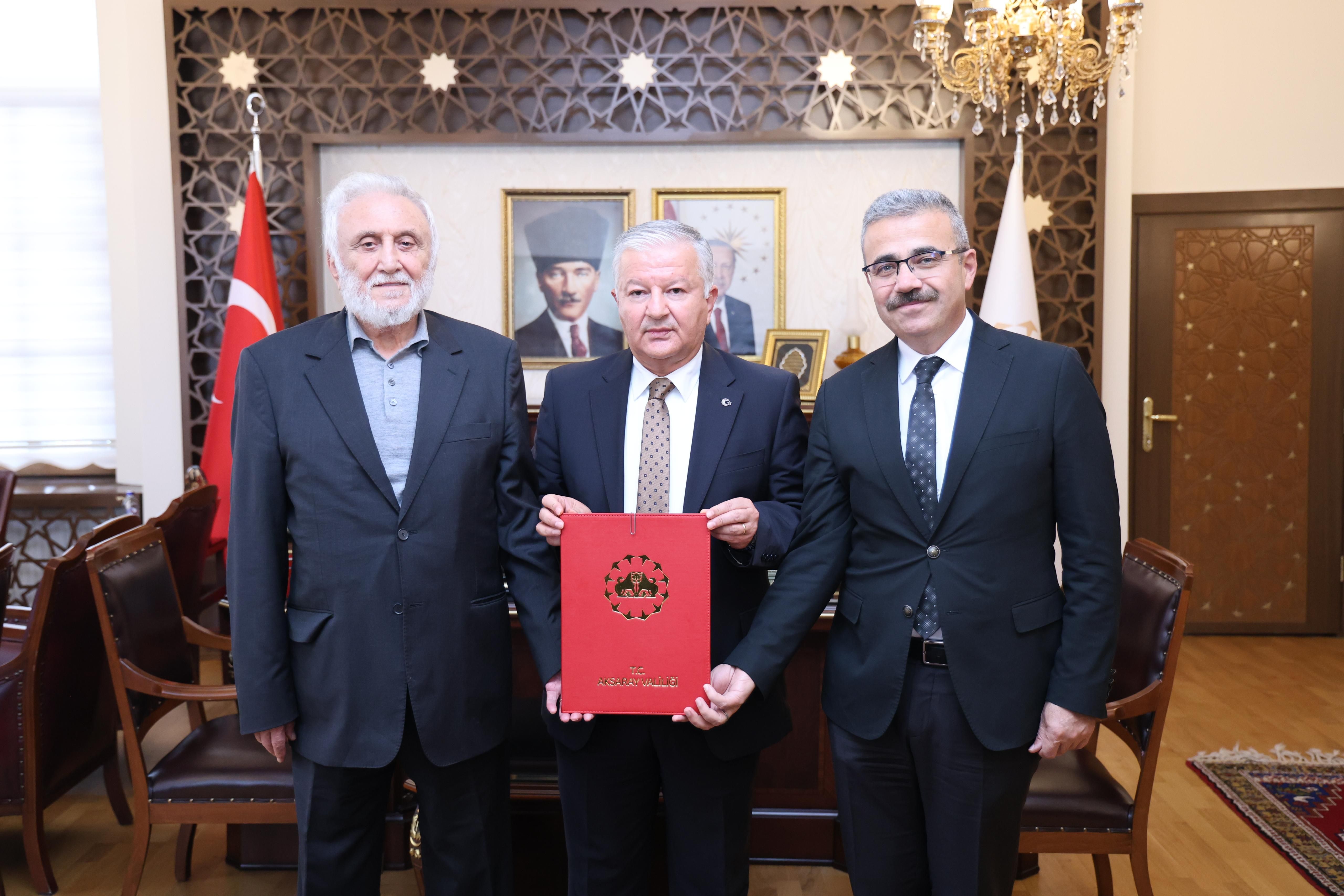 Eşmekaya’da Eğitime Hayırsever Destek