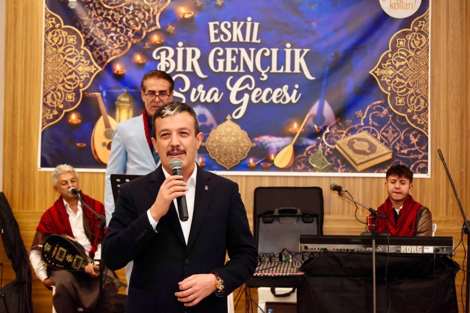Milletvekili Altınsoy gençlerle sıra gecesinde buluştu