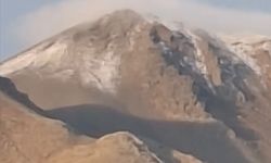 Hasandağı'na Kış Geldi! Zirve Beyaza Büründü