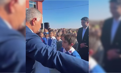 Öğrencinin bayrak sevgisine vali duyarsız kalmadı