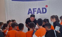 AFAD eğitmenlerinden öğrencilere eğitim