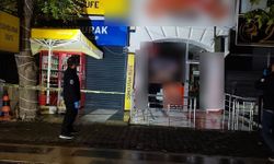 Aksaray’da gece yarısı silah sesleri! Aynı dükkân 3 ayda ikinci kez kurşunlandı