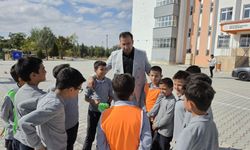 Kaymakam Yerlikaya, eğitimin nabzını yerinde tuttu