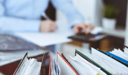 Milyonların Gözü Bu Listede: Belediyeler ve Bakanlıklar Yüzlerce Yeni Memur Alımı Yapacak!