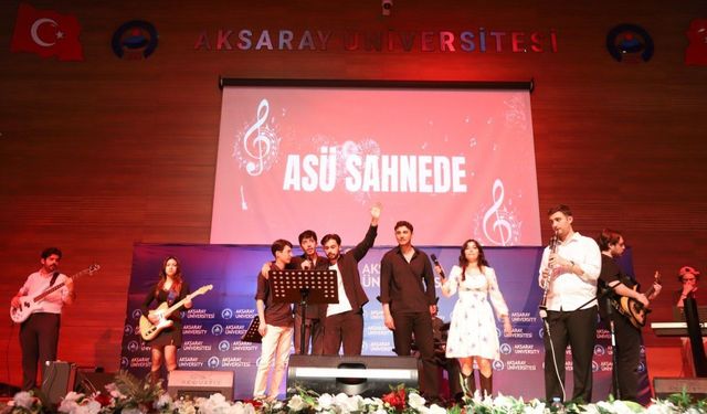 ASÜ Bahar Şenliklerinde müzik şöleni yaşandı