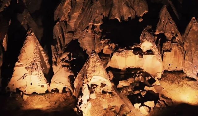 Selime Katedrali gece de göz kamaştıracak