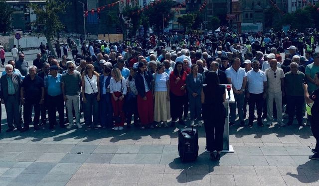 Yeni Parti 30 Ağustos’u kutladı: “Sorumluluğumuz büyük!”