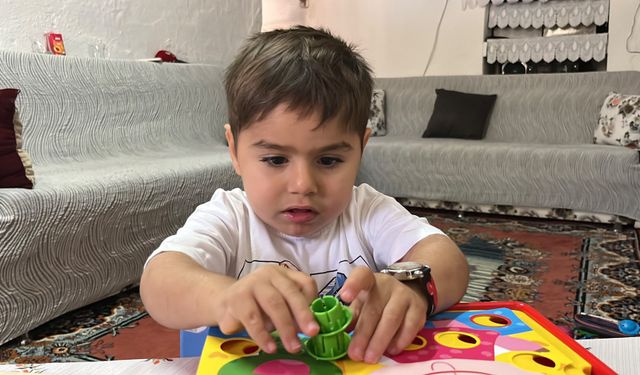 Minik Ayaz, hayırseverlerin desteğini bekliyor