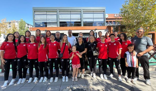 Aksaray Belediye Hentbol’da Yeni Sezon Öncesi Birlik Mesajı