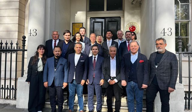 KGK, Londra’da dostluk rüzgarı estirdi