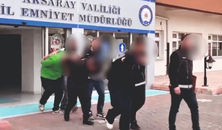Midelerine tıka basa uyuşturucu saklamışlar!