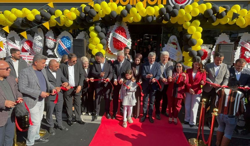 Aksaray'da Bir İlk: Poligon Cafe Hizmete Açıldı