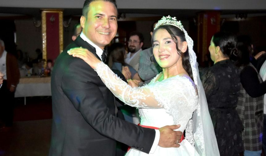 Ağır Ailesinin Mutlu Günü: Zehra ve Ahmet Mutluluğa "Evet" Dedi*