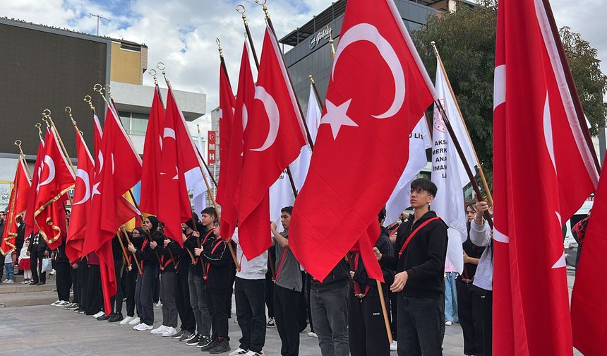 Aksaray’da 29 Ekim kutlamaları başladı